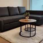 דירה New With Free Garage Parking Near The Airport